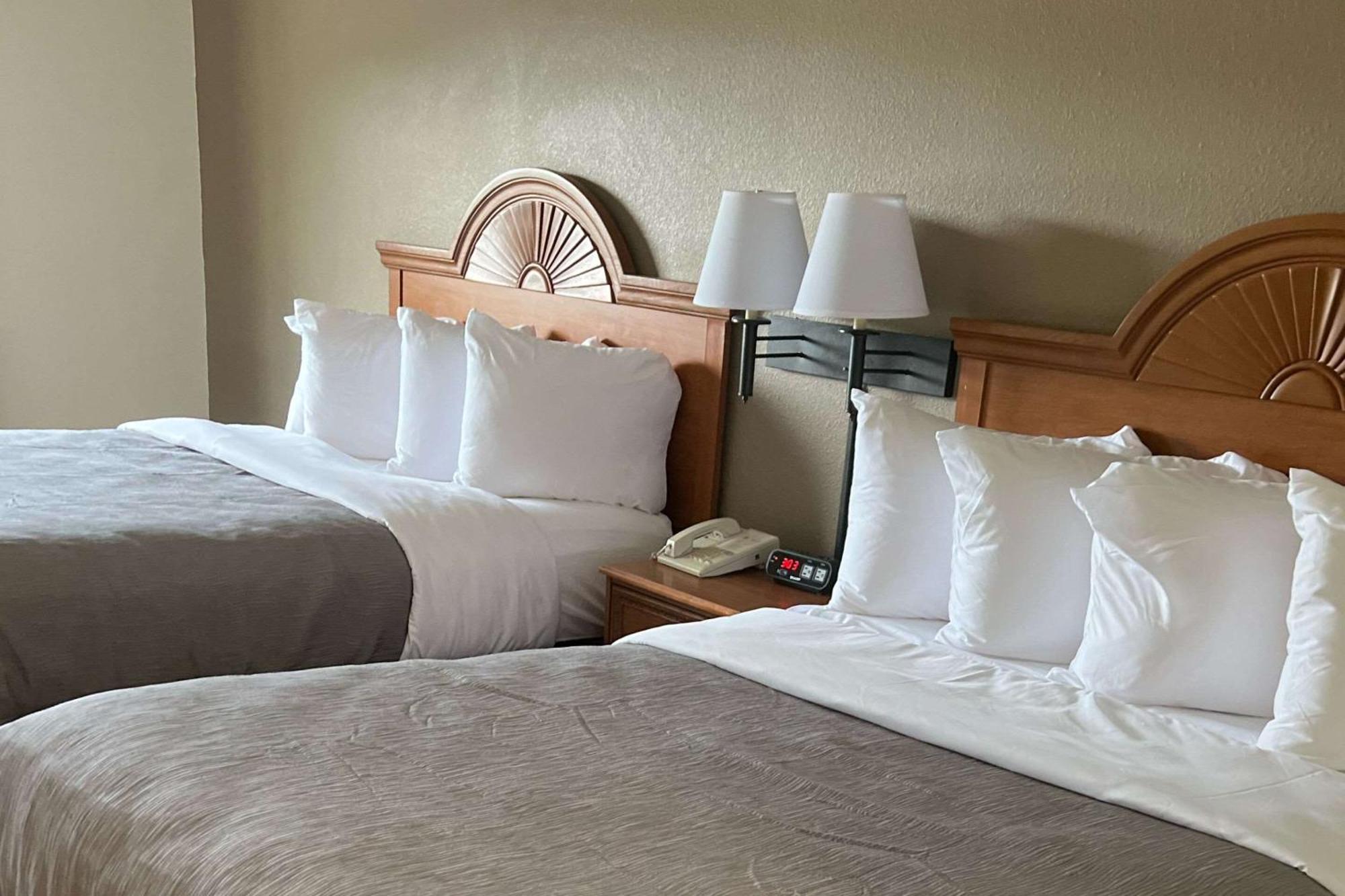 Quality Inn Huntington Exterior foto